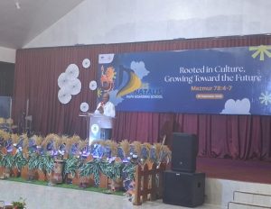(Mewakili Gubernur Papua Tengah Meki Nawipa, Staf Ahli III Gubernur Bidang Pemerintahan, Politik dan Hukum Provinsi Papua Tengah, Marthen Ukago, menyampaikan apresiasi)